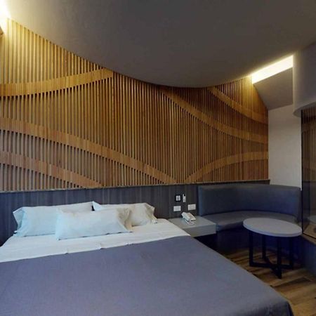 Hotel Patriotismo Мехико Экстерьер фото